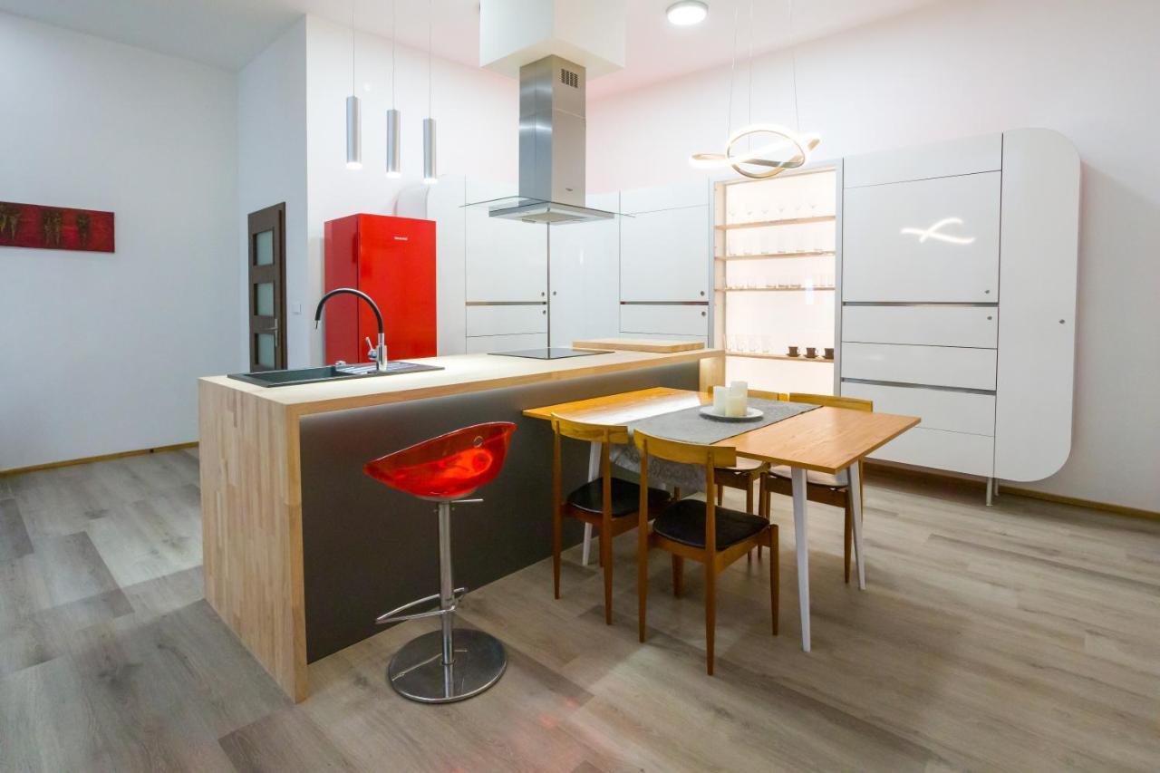 Luxusní velký apartmán s terasou v centru Litomyšle Exterior foto
