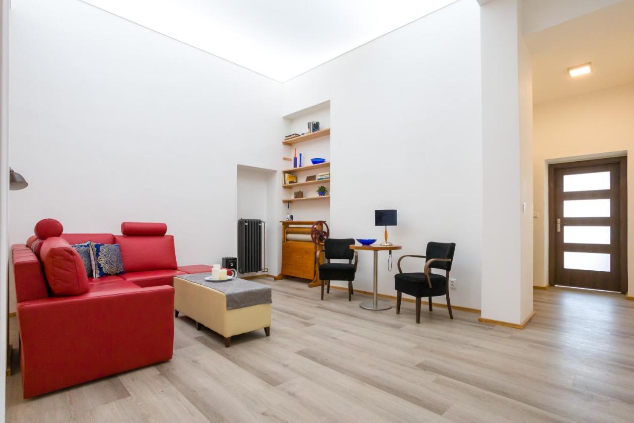 Luxusní velký apartmán s terasou v centru Litomyšle Exterior foto
