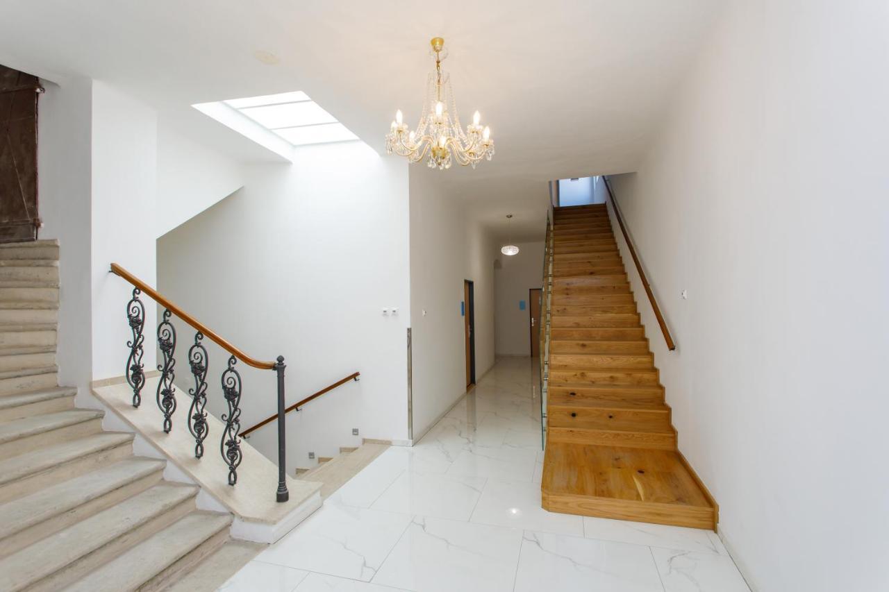 Luxusní velký apartmán s terasou v centru Litomyšle Exterior foto